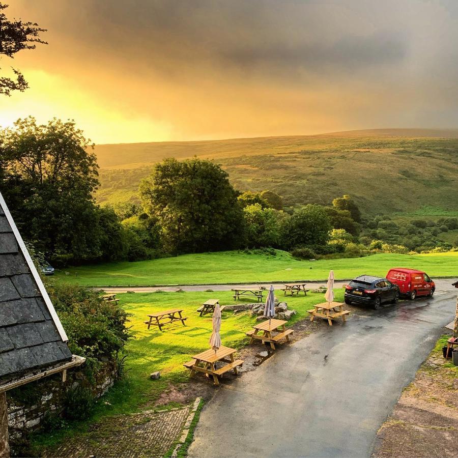 The Tors Hotel Okehampton Buitenkant foto