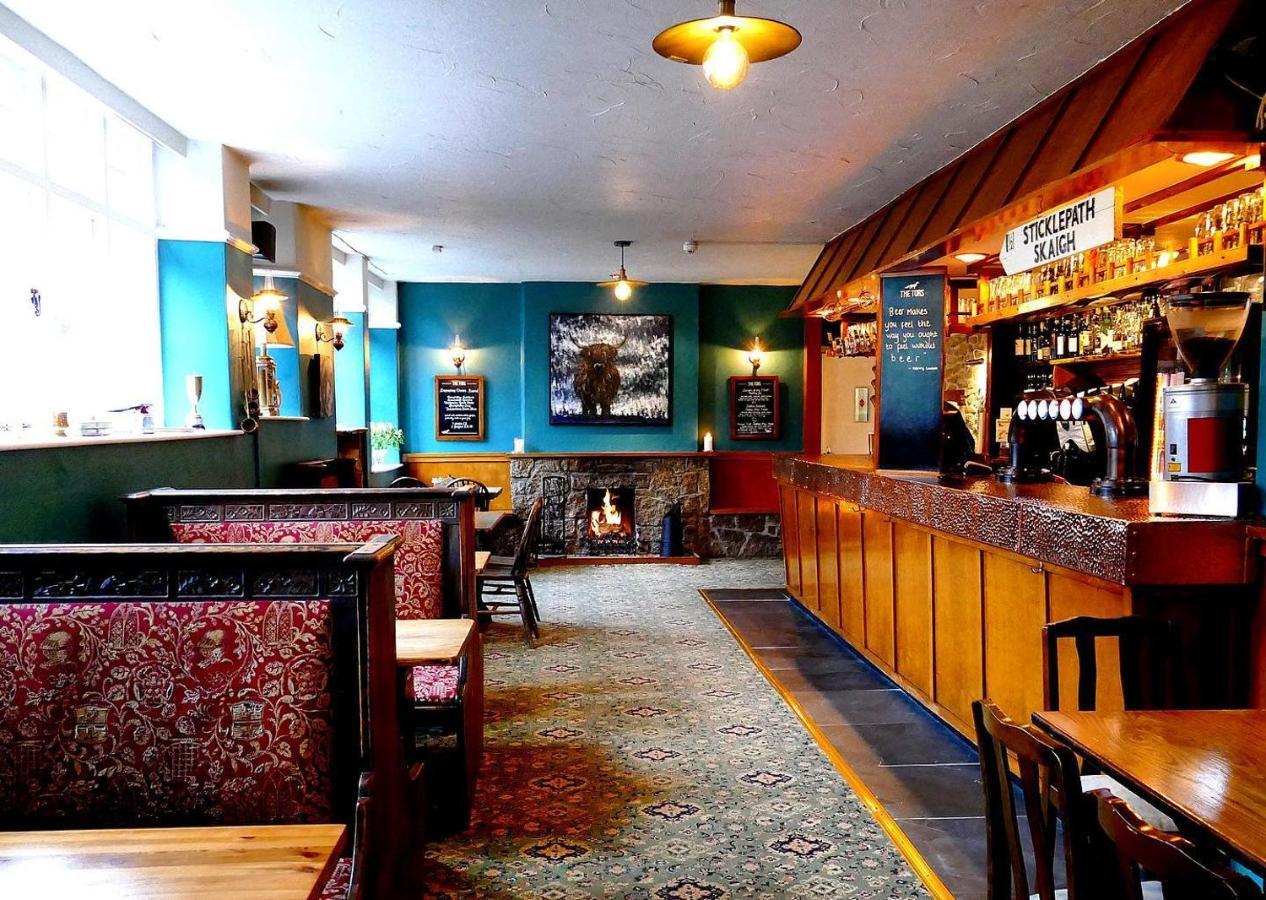 The Tors Hotel Okehampton Buitenkant foto